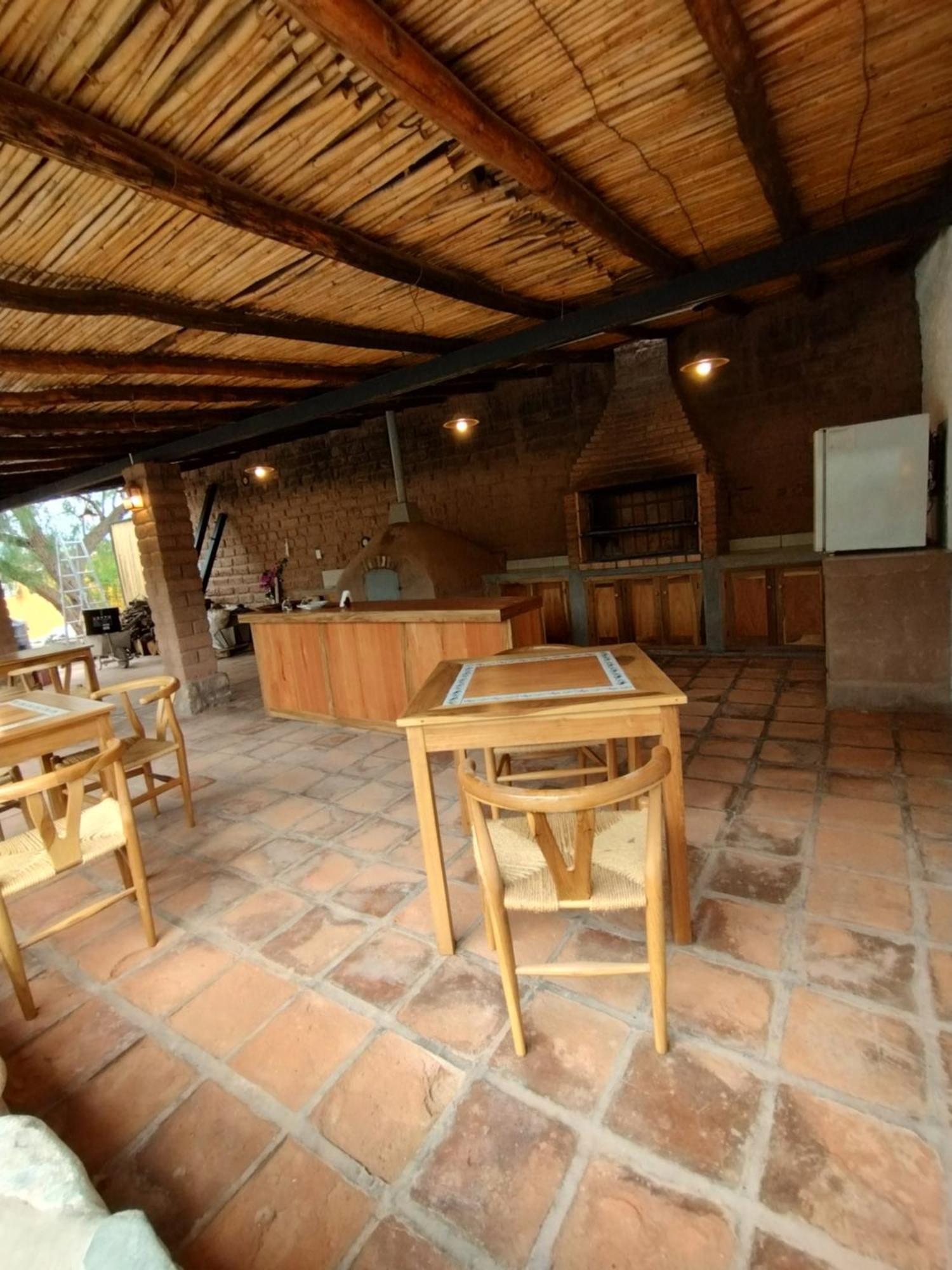 La Casona De Moldes Hotel Coronel Moldes Exterior photo